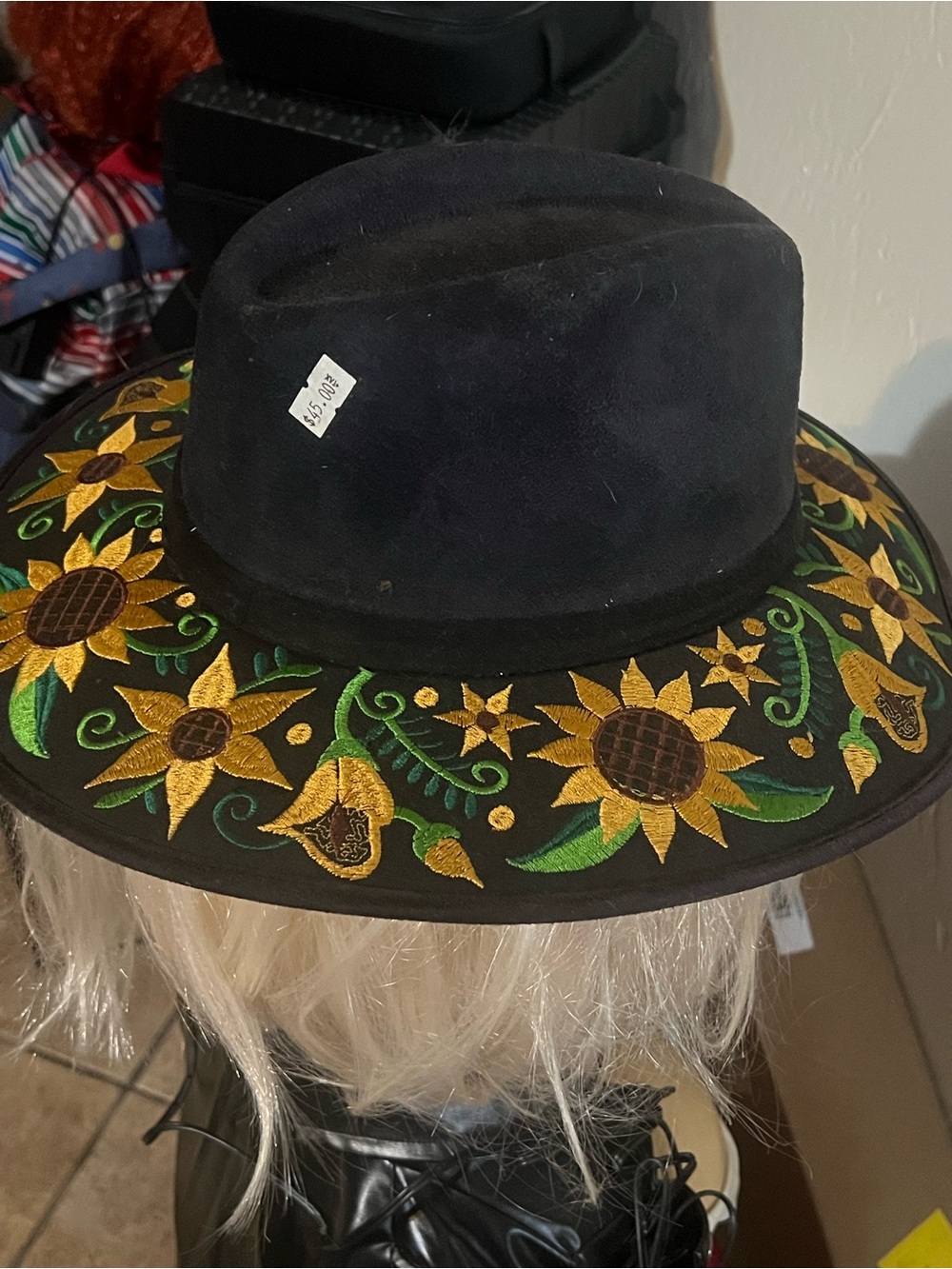 Embroidered Black Sunflower Wide-Brim Hat